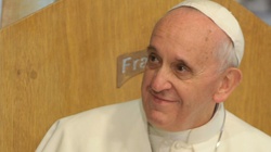 Papież Franciszek pomaga konkretnie - miniaturka