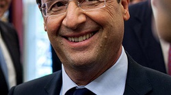 Hollande jest bez szans. Czy Paryż weźmie Le Pen? - miniaturka