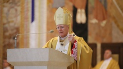 Abp Marek Jędraszewski: Zjednoczmy się z papieżem w akcie konsekracji Rosji  - miniaturka