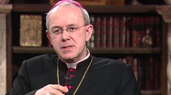 Bp Athanasius Schneider: Papież to nie władca absolutny - miniaturka
