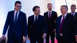 Szczyt V4. Macron: Musimy wzmocnić obronę naszych granic  - miniaturka