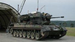 Co z czołgami dla Ukrainy? Niemcy wciąż szukają amunicji... - miniaturka