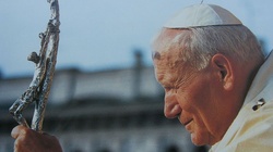 Św. Jan Paweł II: Światło rozpraszające ciemność - miniaturka