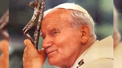Naród zwycięski - Jan Paweł II jako prorok Polaków - miniaturka