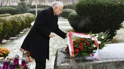Prezes PiS złożył kwiaty przy grobie ks. Popiełuszki - miniaturka