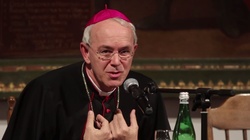 Bp Schneider: Katolicy i muzułmanie nie adorują wspólnie jednego Boga - miniaturka