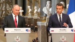 Macron rozmawiał z Putinem. ,,Najbliższe dni będą decydujące'' - miniaturka