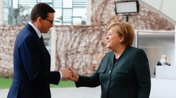Merkel tłumaczy się z rozmów z Łukaszenką - miniaturka