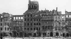 Radny PiS pyta HGW o odszkodowania za zniszczenie Warszawy. 'Niemcy uciekają od odpowiedzialności za II WŚ!' - miniaturka