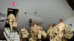 Brytyjscy żołnierze opuszczają Ukrainę - miniaturka